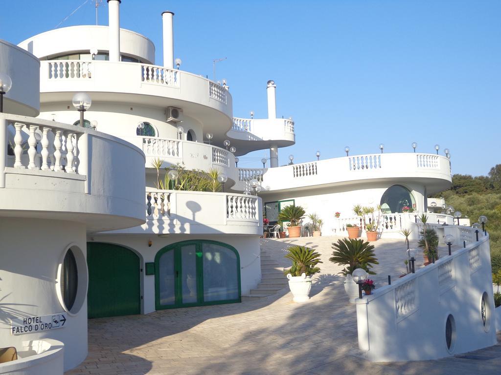 Hotel Falco D'Oro Cisternino Extérieur photo
