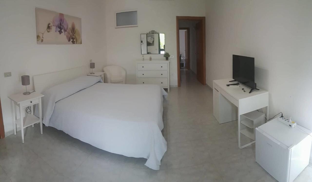 Hotel Falco D'Oro Cisternino Extérieur photo
