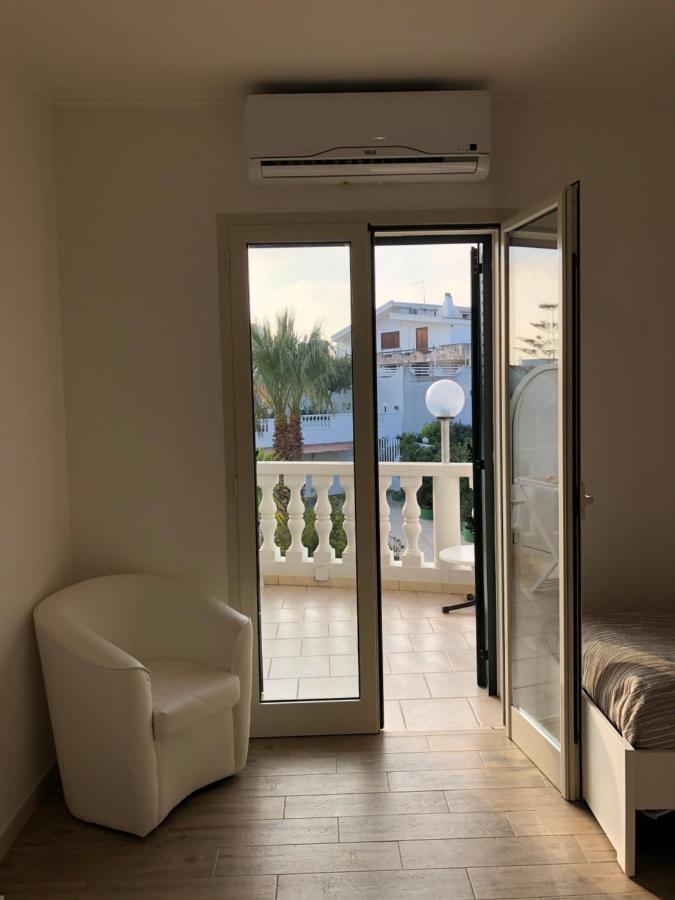 Hotel Falco D'Oro Cisternino Extérieur photo